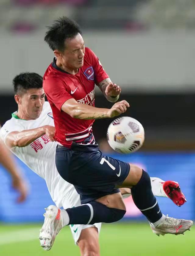 中超倒计时，法兰克福今晚刷新队史纪录，细节引发关注，话题不断，控场能力受关注